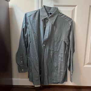 Croft& Barrow long sleeve button down
